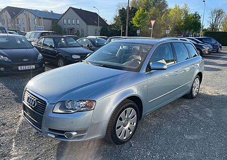 Audi A4 2.5 TDI *158TKM*AHK*SHZG*VOLLLEDER*