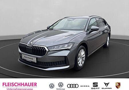 Skoda Superb gebraucht kaufen Skoda Superb Combi Essence 1,5 TSI Navi Digitales Cock