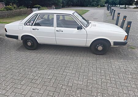 Audi 80