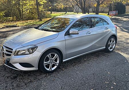 Mercedes-Benz A 180 BlueEFFICIENCY -