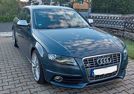 Audi S4 3.0 TFSI S tronic quattro -