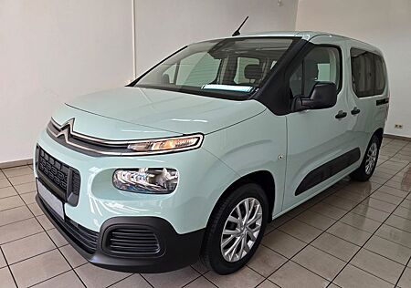 Citroën Berlingo Live M 5 Sitzer Rollstuhlrampe