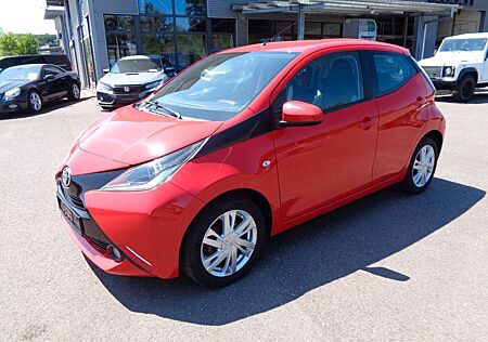 Toyota Aygo (X) Aygo -play touch