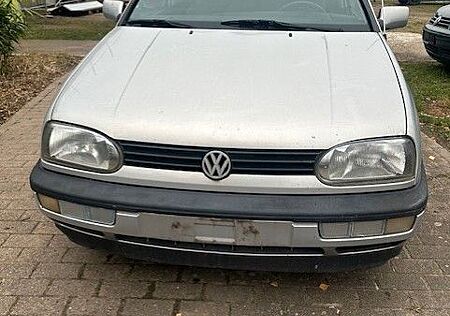 VW Golf Volkswagen 3 1.8 GL TÜV+AU+ H-Kennzeichen NEU