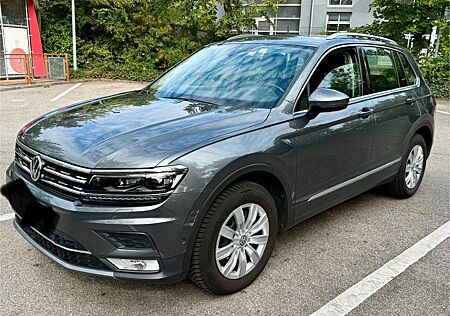 VW Tiguan Volkswagen 2.0 TSI 132kW DSG BMT 4MOTION Highlin...