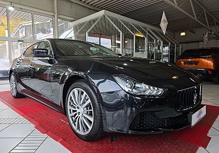 Maserati Ghibli S+NAVI+KAMERA+ALCANTARA+SCHIEBEDACH+
