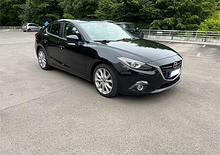 Mazda 3 2.2 SKYACTIV NAVI/BOSE/HEADUP/EINPARKHILFE