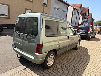 Peugeot ** GEPFLEGTER PEUGEOT PARTNER ZU VERKAUFEN **
