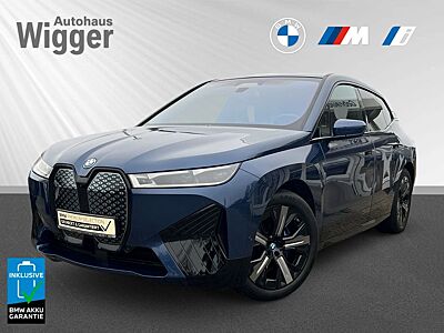 BMW iX xDrive50/HUD/AHK/Panoramadach/Harman Kardon