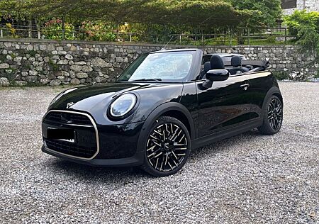 Mini Cooper Cabrio - New Model - Favoured Trim