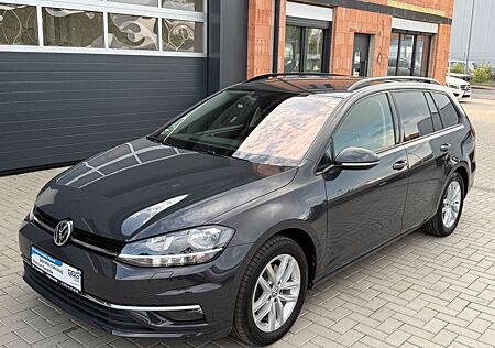 VW Golf Volkswagen VII Variant *DSG*NAVI*ACC*ALCANTARA*AHK*SHZ