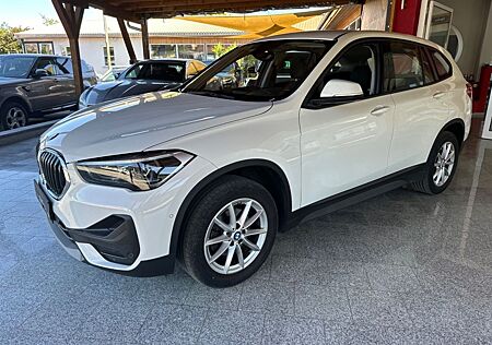 BMW X1 sDrive 18i Business-Paket AHZV LED Kamera