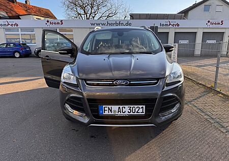 Ford Kuga 2,0 TDCi 2x4 110kW Titanium Titanium