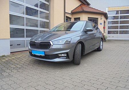 Skoda Fabia 1.0 TSI Selection LED Alu anschl.Garantie