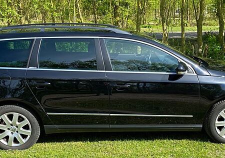 VW Passat gebraucht kaufen VW Passat Volkswagen 2.0 FSI 4Motion Comfortline Comfortline