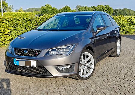 Seat Leon ST 2.0 TDI Service + HU NEU *LESEN LOHNT*