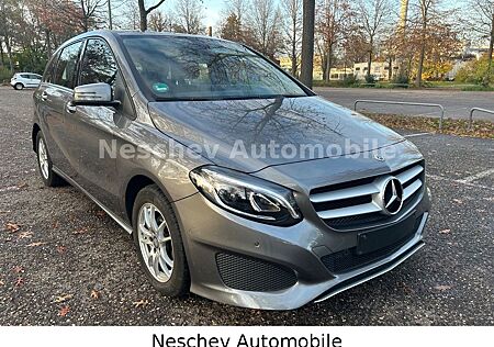 Mercedes-Benz B 180 d Leder/LED/TotW/PTS/Alu/1.Hd1A Zustand