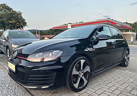 VW Golf Volkswagen VII Lim. GTI BMT I DSG I 8-fach I