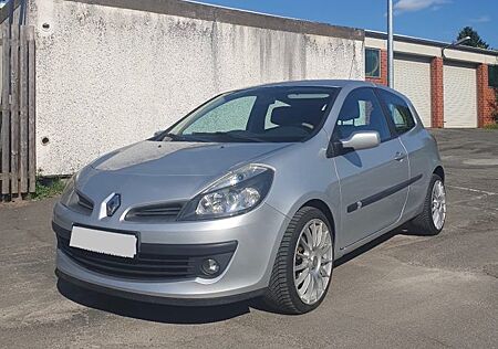 Renault Clio Edition Dynamique 1.2 16V TCE Eco2 Edit...