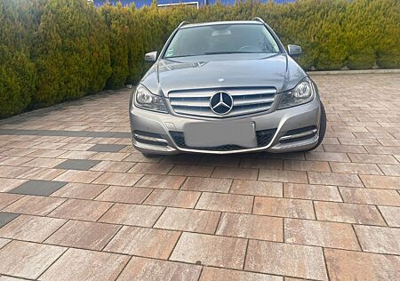 Mercedes-Benz C 180 CDI T BlueEFFICIENCY -