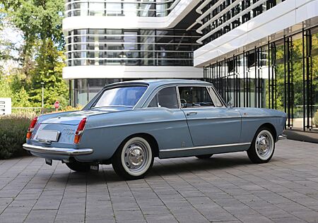 Peugeot 404 Coupe