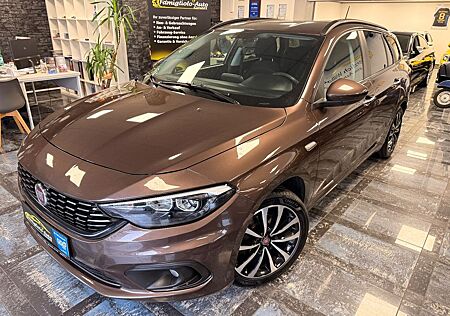 Fiat Tipo Lounge/Navi/Aluräder/Klimaauto/SHZ/