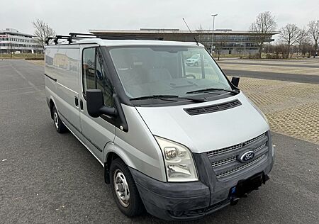 Ford Transit 2.2 mit Doppelschiebetür nur 95.531km