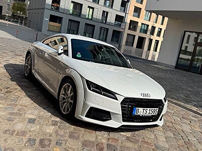 Audi TTS