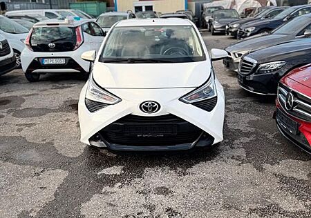 Toyota Aygo (X) Aygo -play