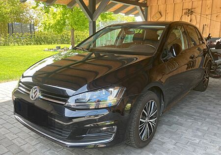 VW Golf Volkswagen 1.2 TSI BMT ALLSTAR ALLSTAR
