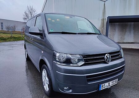 VW T5 Multivan Volkswagen / DSG/ST.Heizung/Gepflegt