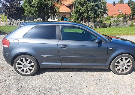 Audi A3 2.0 TFSI quattro S line Sportpaket plus S...