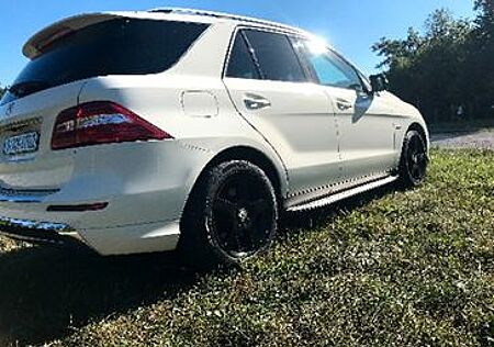 Mercedes-Benz ML 350 BlueTEC 4MATIC Edition 1 Edition 1