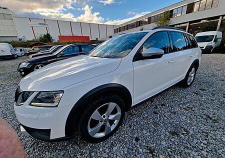 Skoda Octavia Combi Scout 4x4 2,0 TDI/Xen/Nav/Pano/Aut