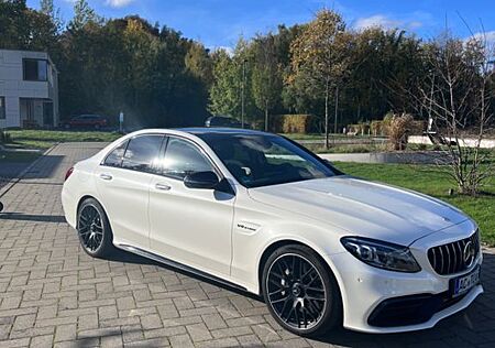 Mercedes-Benz C 63 AMG Mercedes-AMG C 63 Mercedes-AMG Panorama