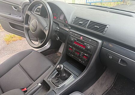 Audi A4 2.0 ALU KLIMAAUTOMATIK