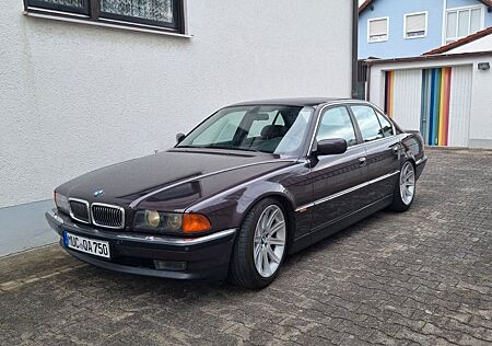 BMW 735i Auto