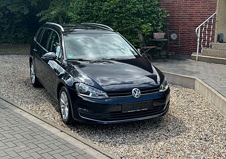 VW Golf Volkswagen VII*1,6*Variant*Lounge*BMT*Navi*SHZ*Multi*