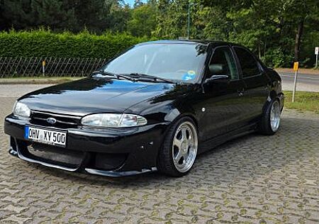 Ford Mondeo 2.0 Tuning Tief Breit Einzelstück