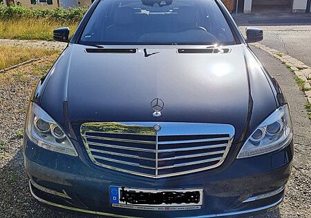 Mercedes-Benz S 500 4MATIC BlueEFFICIENCY - CGI Lang