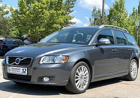 Volvo V50 Kombi D3 NAVI LEDER XENON STNDHZG S.DACH