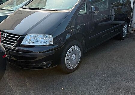 VW Sharan Volkswagen 2.0TDI (DPF) Trendline Trendline