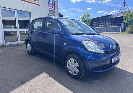 Daihatsu Sirion 1.0 / TÜV Neu