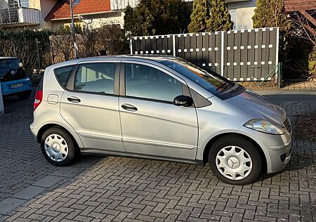 Mercedes-Benz A 150 -