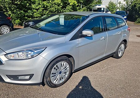 Ford Focus 1,0 EcoBoost Business Turnier