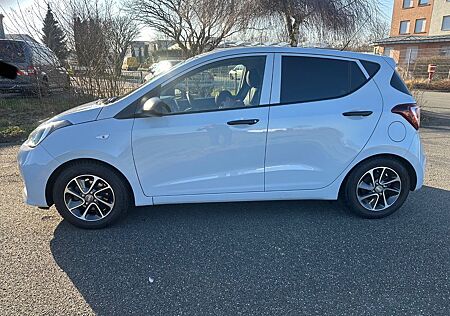 Hyundai i10 1.0 blue Select Select Sitzheizung pdc kamer