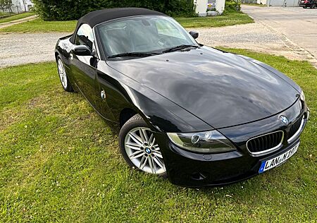 BMW Z4 Verkaufe gepflegten 2.2i