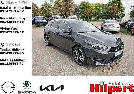 Kia Cee'd Ceed Ultimate Edition 1.5 140PS AHK RFK NAVI 17"