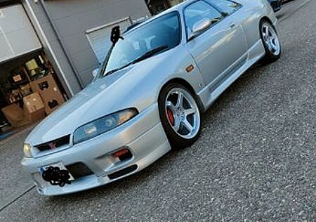 Nissan Skyline