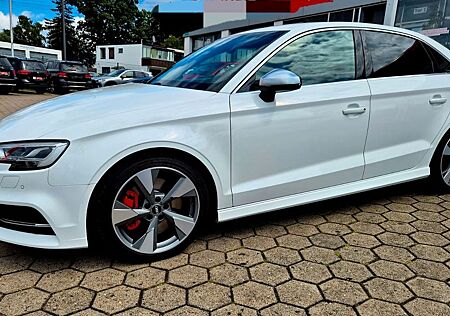 Audi S3 2.0 TFSI S tronic quattro -
